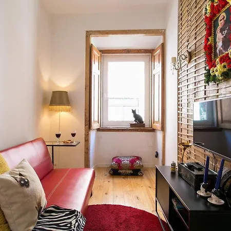 Apartament The Bica Hideaway